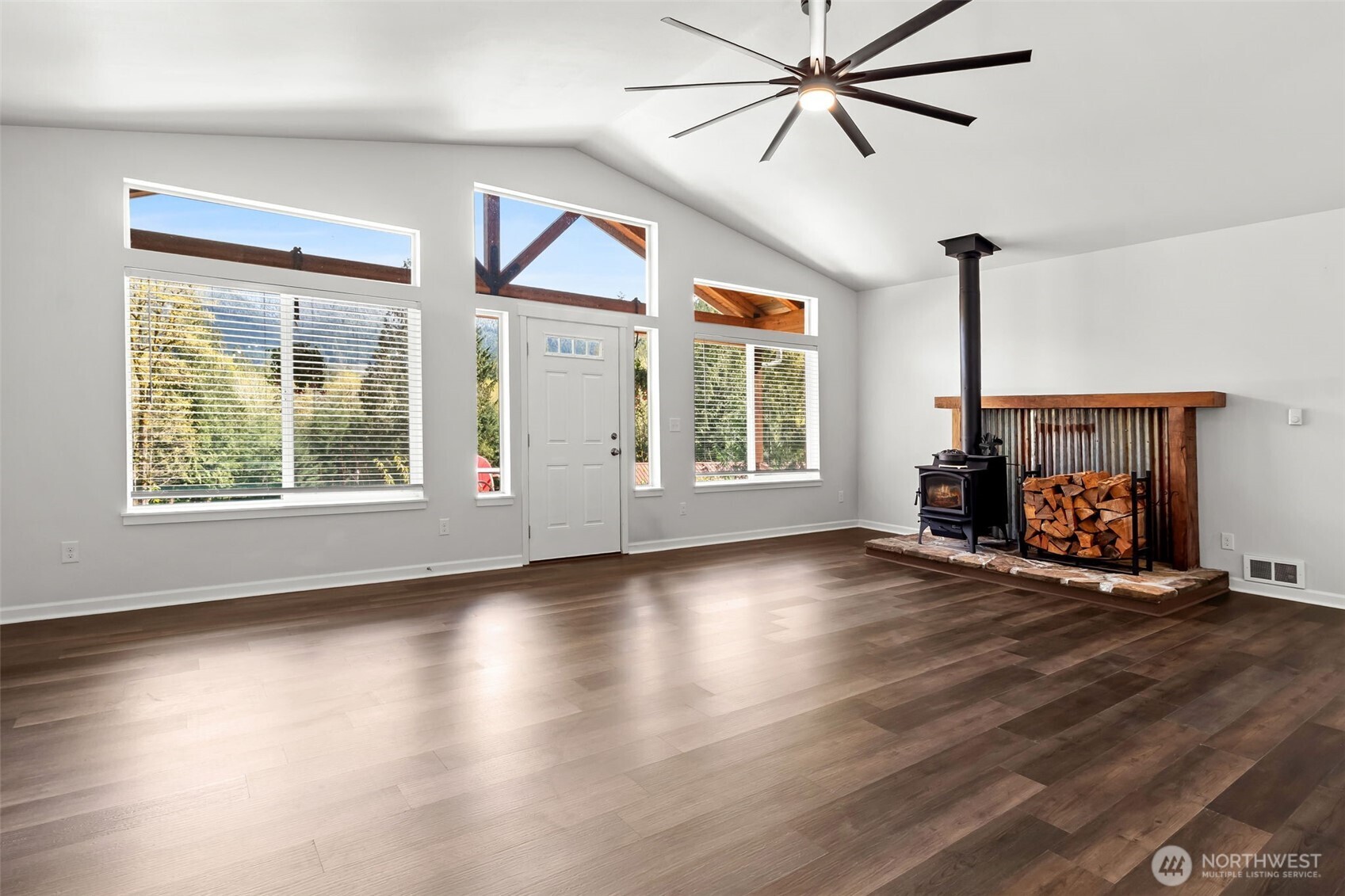 5588 State Route 508 , Morton, WA 98356