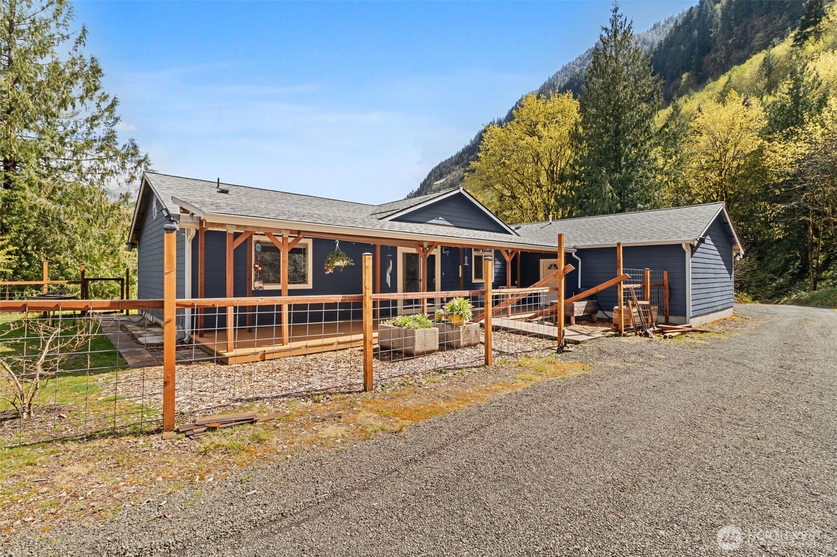 5588 State Route 508 , Morton, WA 98356