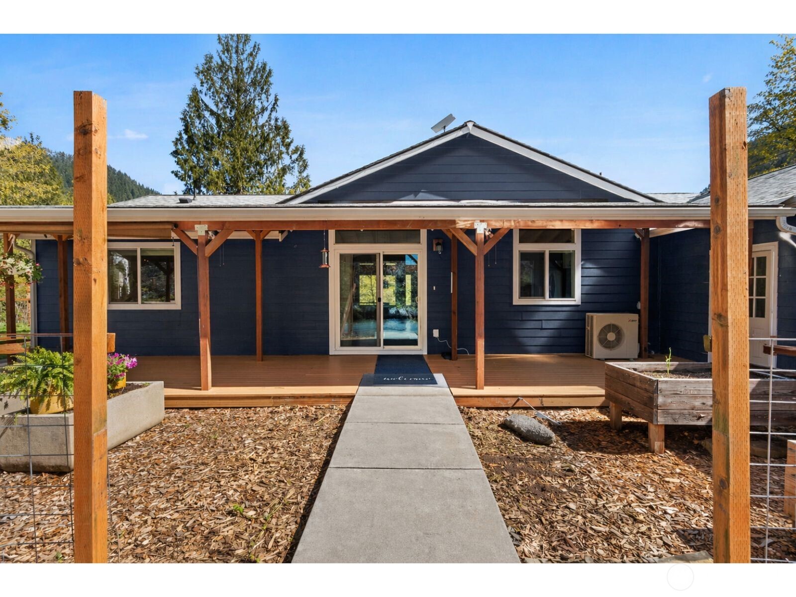 5588 State Route 508 , Morton, WA 98356
