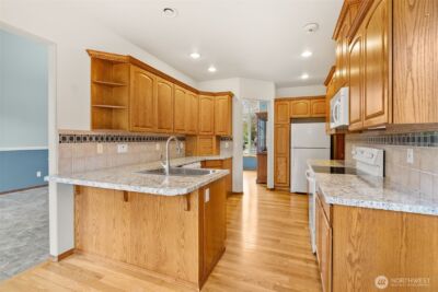 4129 Campus Green Loop NE, Lacey, WA 98516 - Photo 16