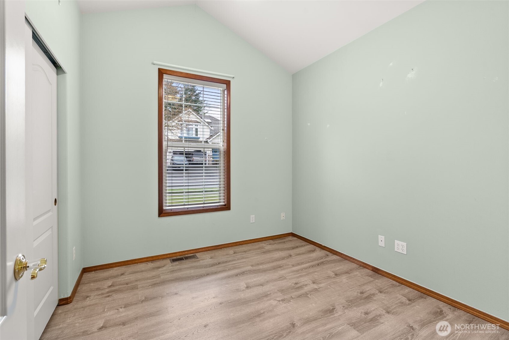 4129 Campus Green Loop NE, Lacey, WA 98516