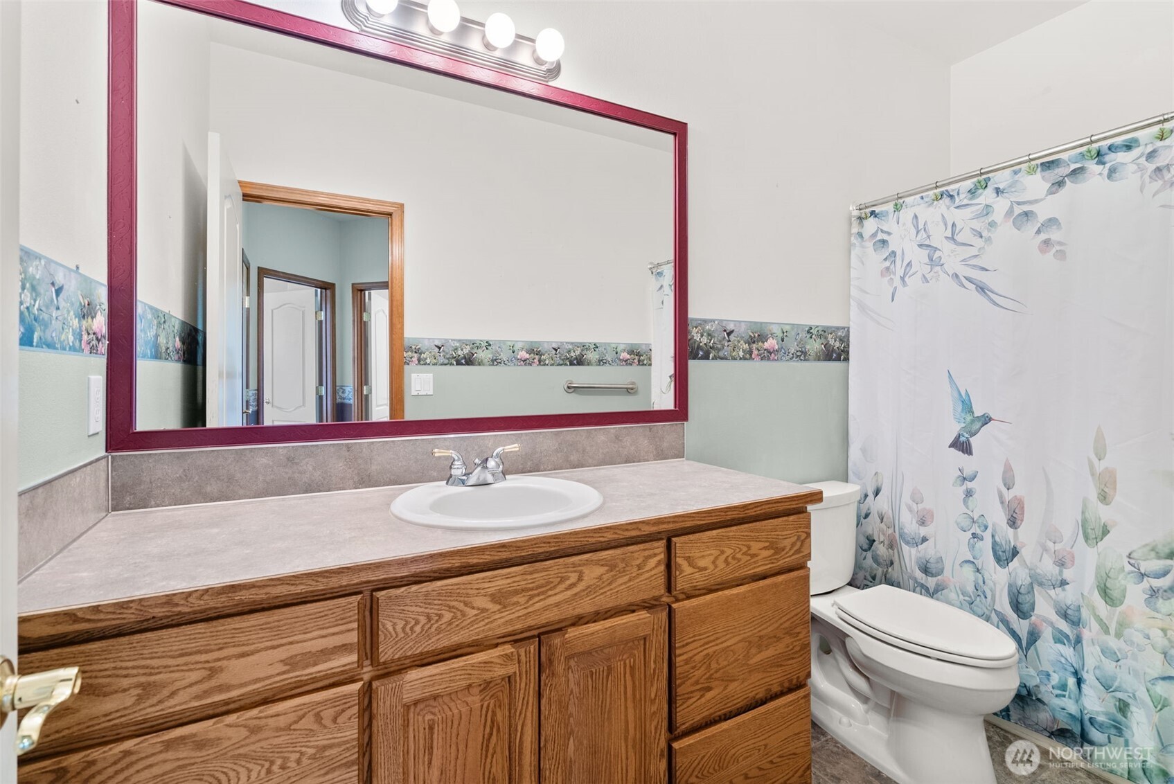 4129 Campus Green Loop NE, Lacey, WA 98516