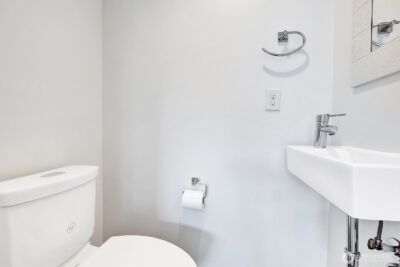 3216 15th Avenue W #B, Seattle, WA 98119 - Photo 24