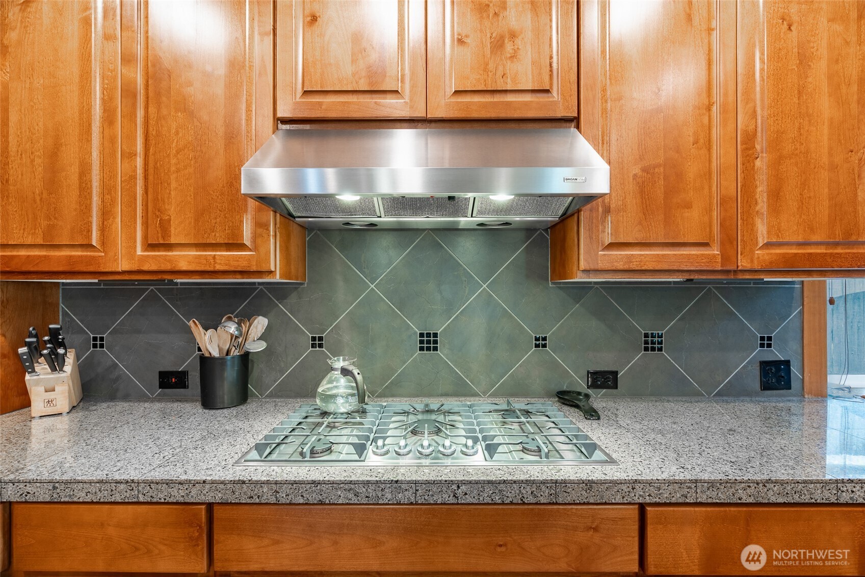 20229 134th Avenue NE, Woodinville, WA 98072