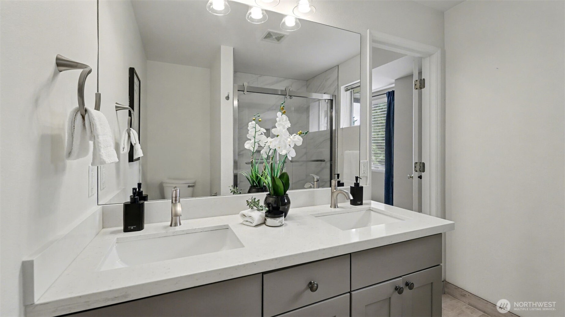 2170 NW Pacific Yew Place #2170, Issaquah, WA 98027