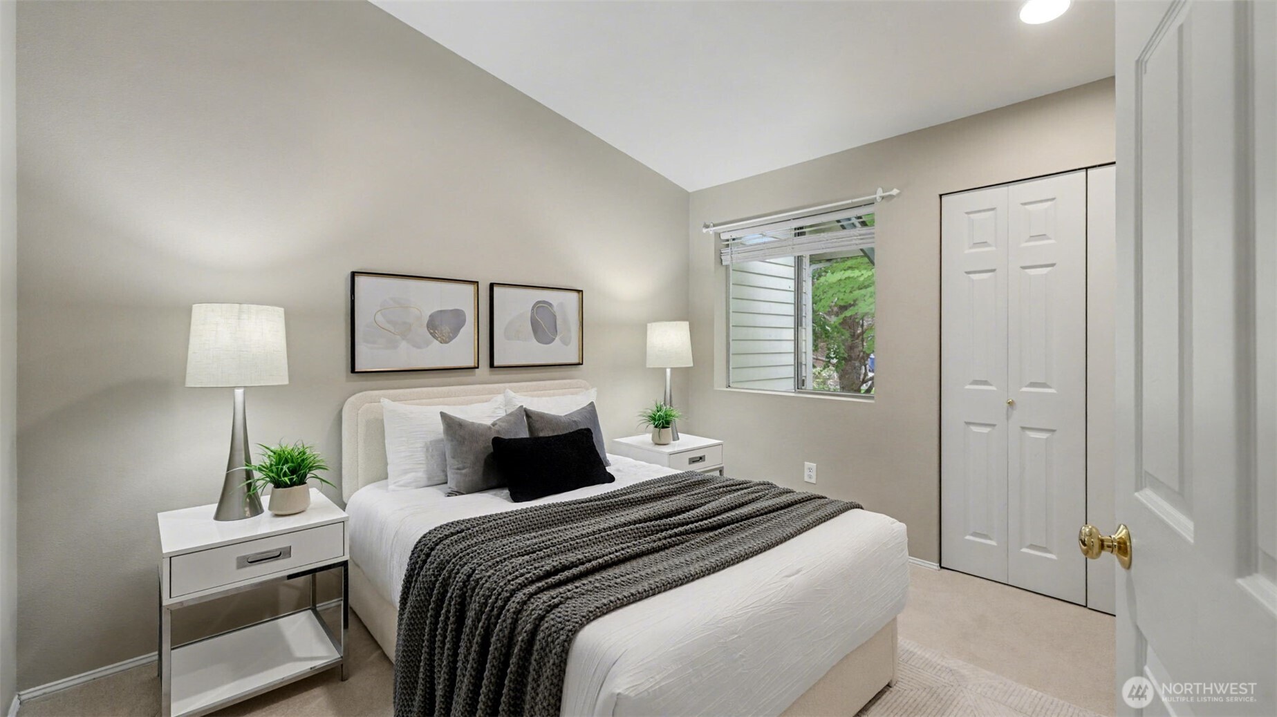 2170 NW Pacific Yew Place #2170, Issaquah, WA 98027