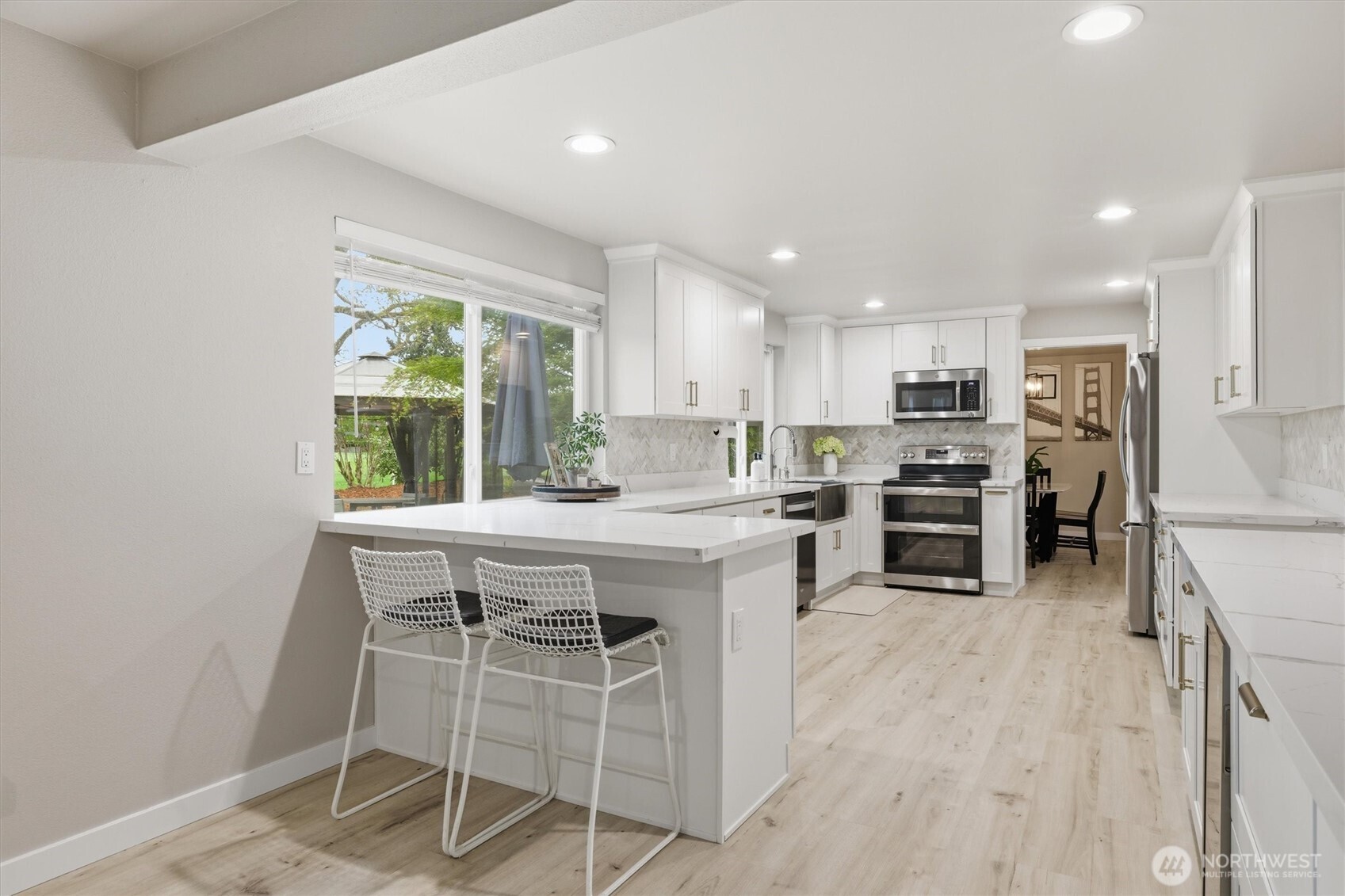 8410 Zircon Drive SW, Lakewood, WA 98498