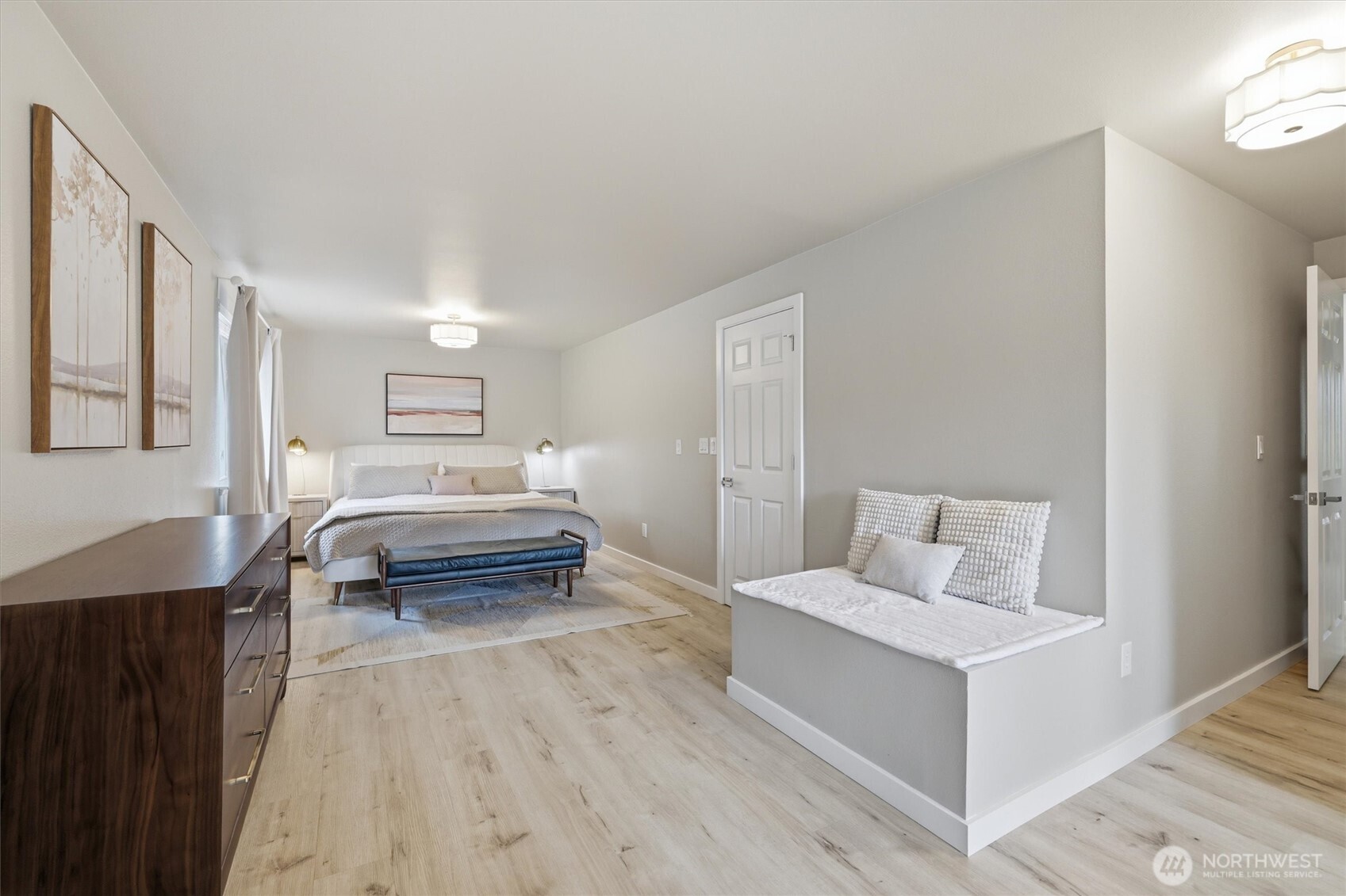 8410 Zircon Drive SW, Lakewood, WA 98498