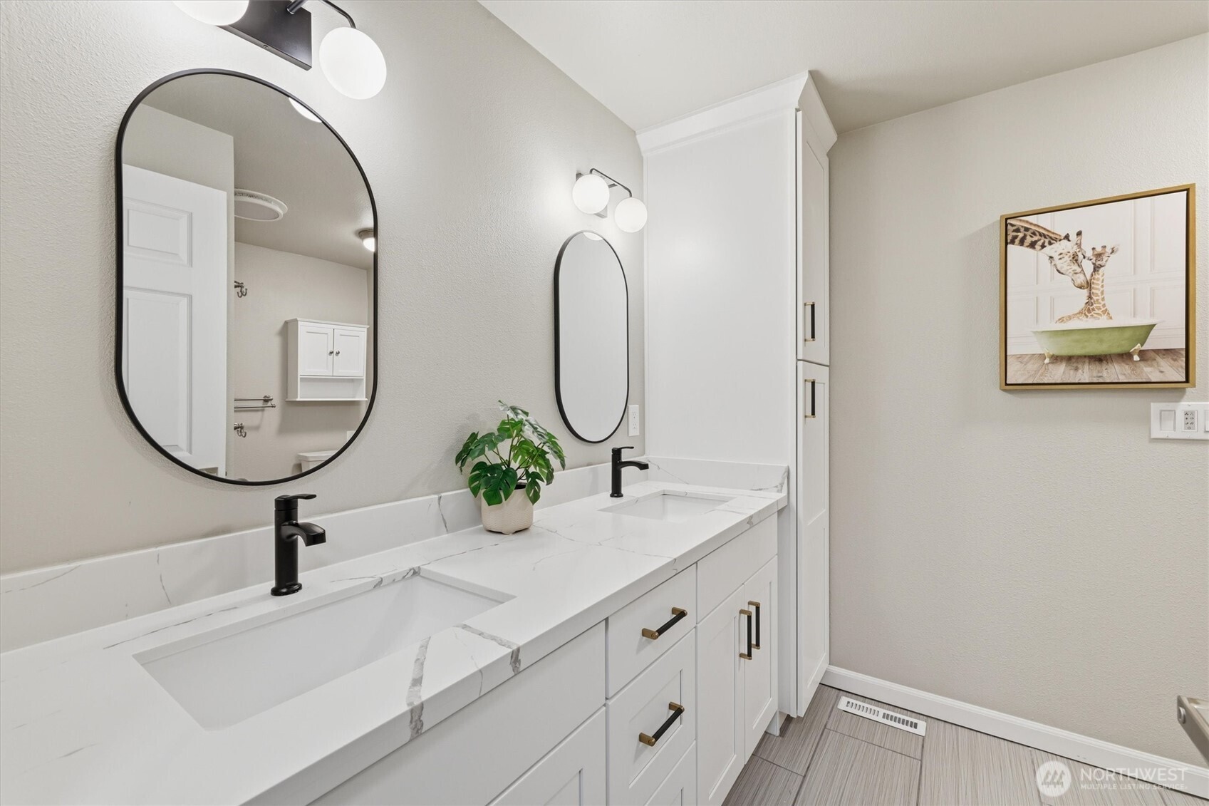 8410 Zircon Drive SW, Lakewood, WA 98498