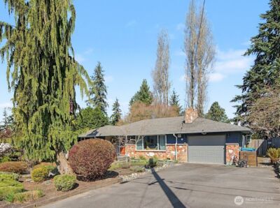 6923 189th Place SW, Lynnwood, WA 98036 - Photo 2