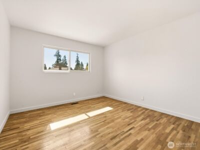 12570 SE 70th Street , Newcastle, WA 98056 - Photo 19