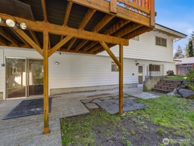 12570 SE 70th Street , Newcastle, WA 98056 - Photo 35