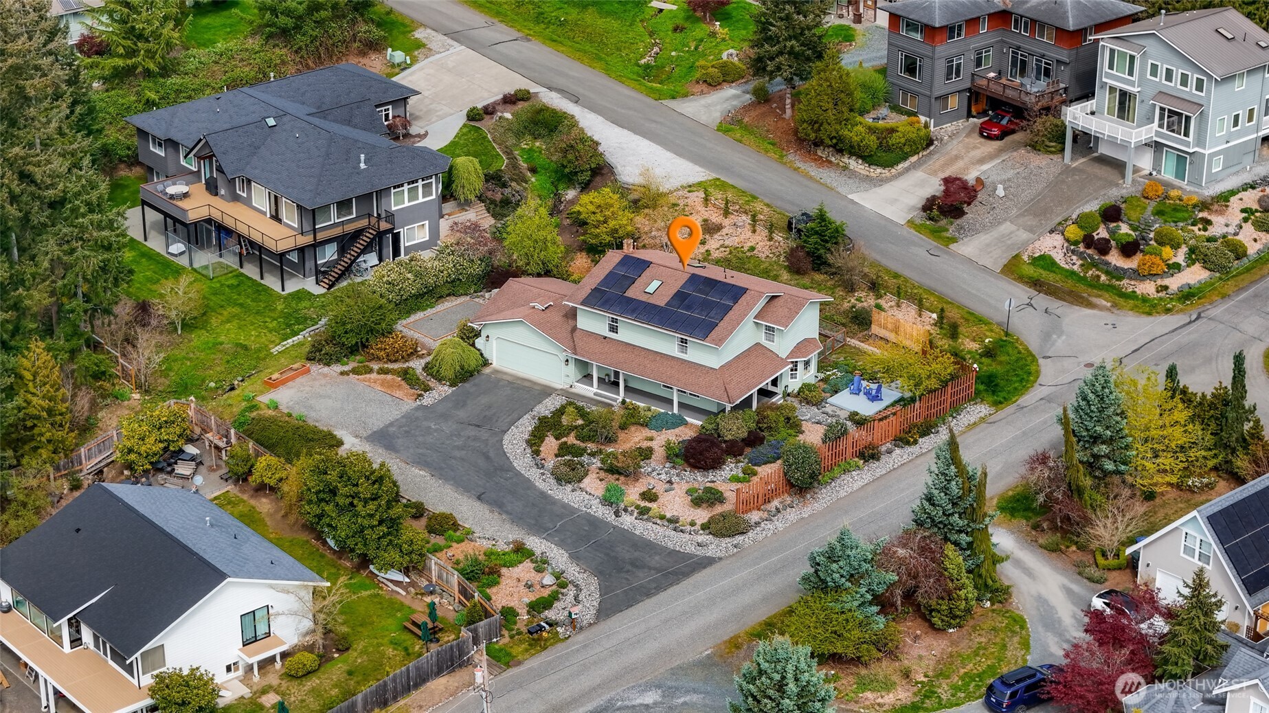 5025 Silver Beach Avenue , Bellingham, WA 98226