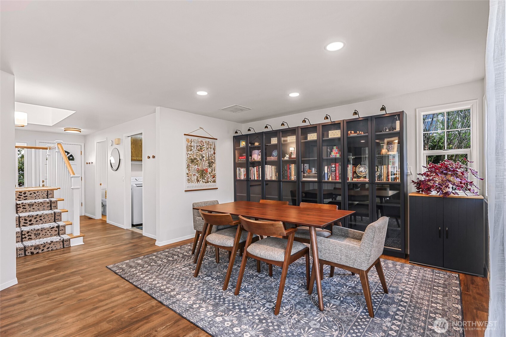 5025 Silver Beach Avenue , Bellingham, WA 98226