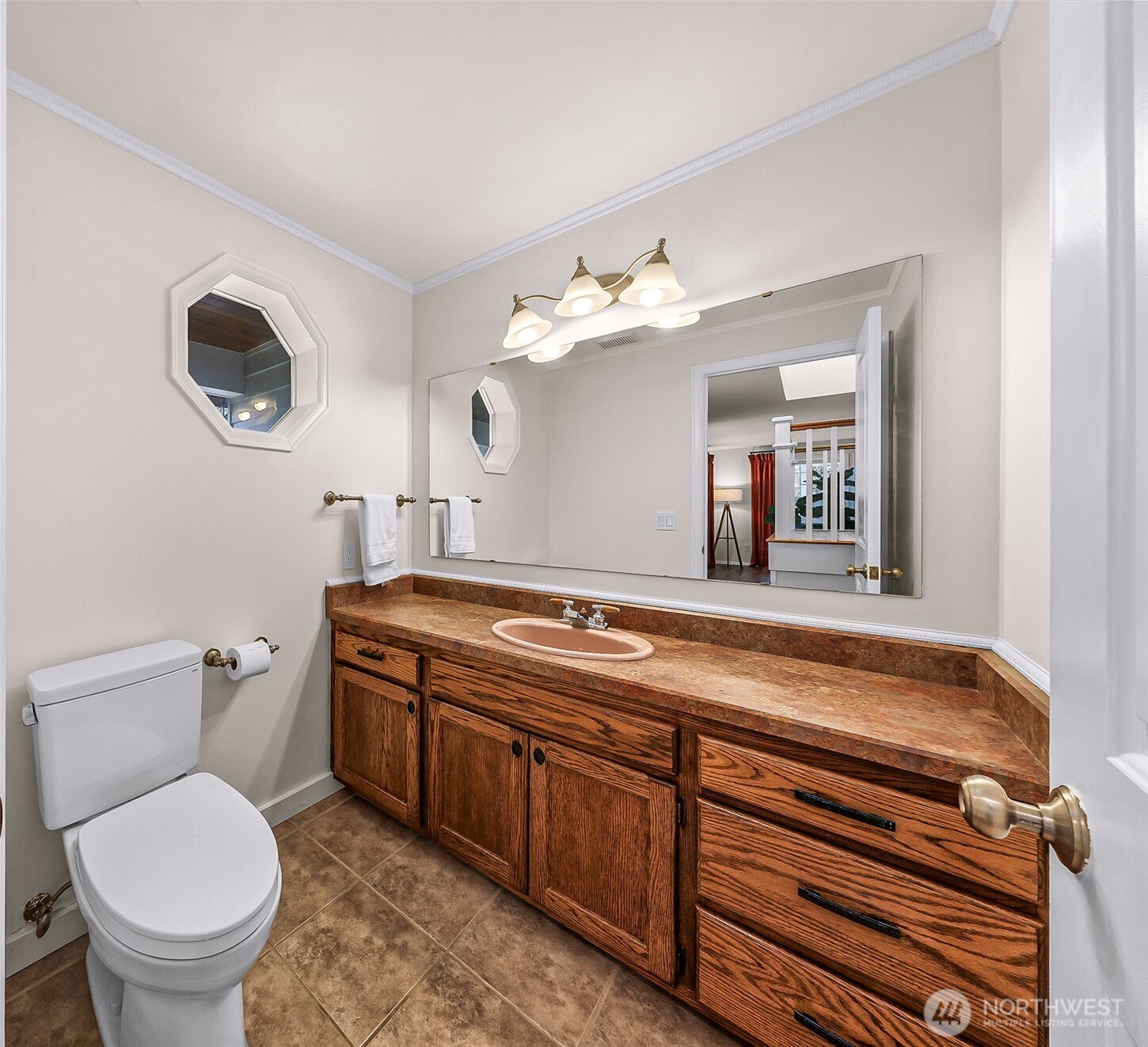 5025 Silver Beach Avenue , Bellingham, WA 98226