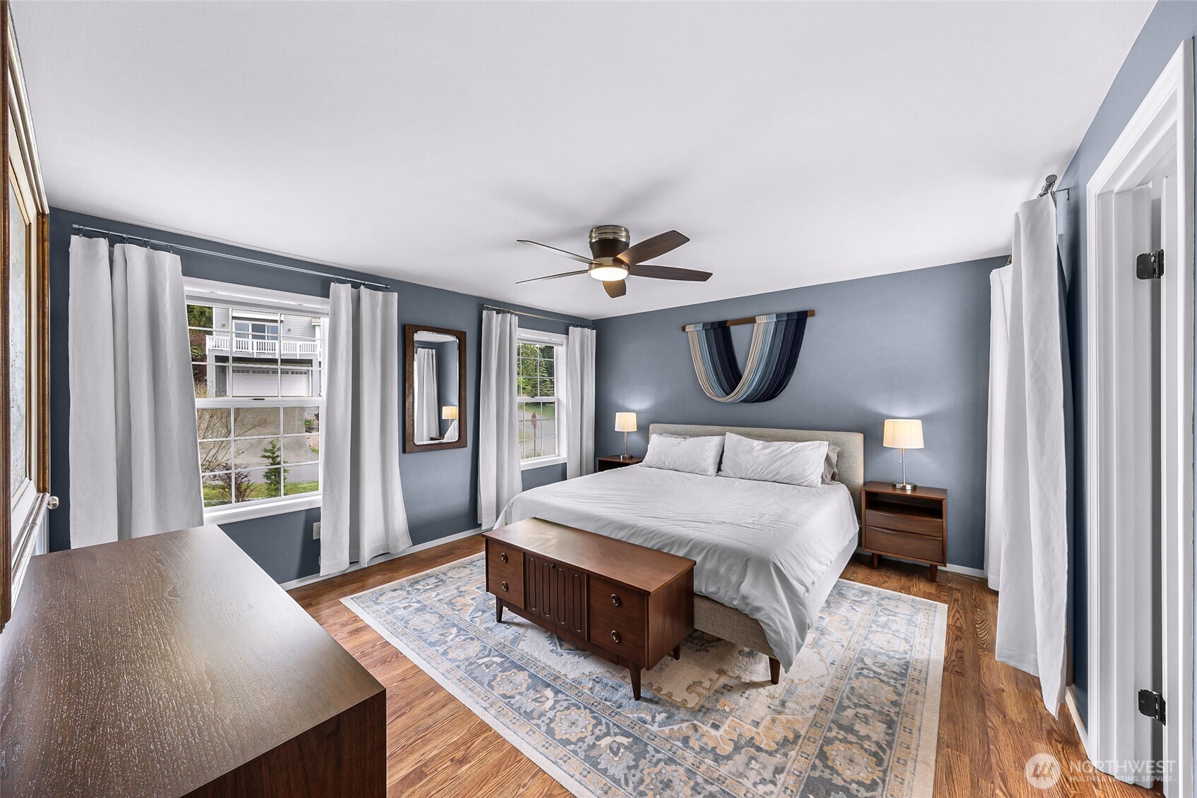 5025 Silver Beach Avenue , Bellingham, WA 98226