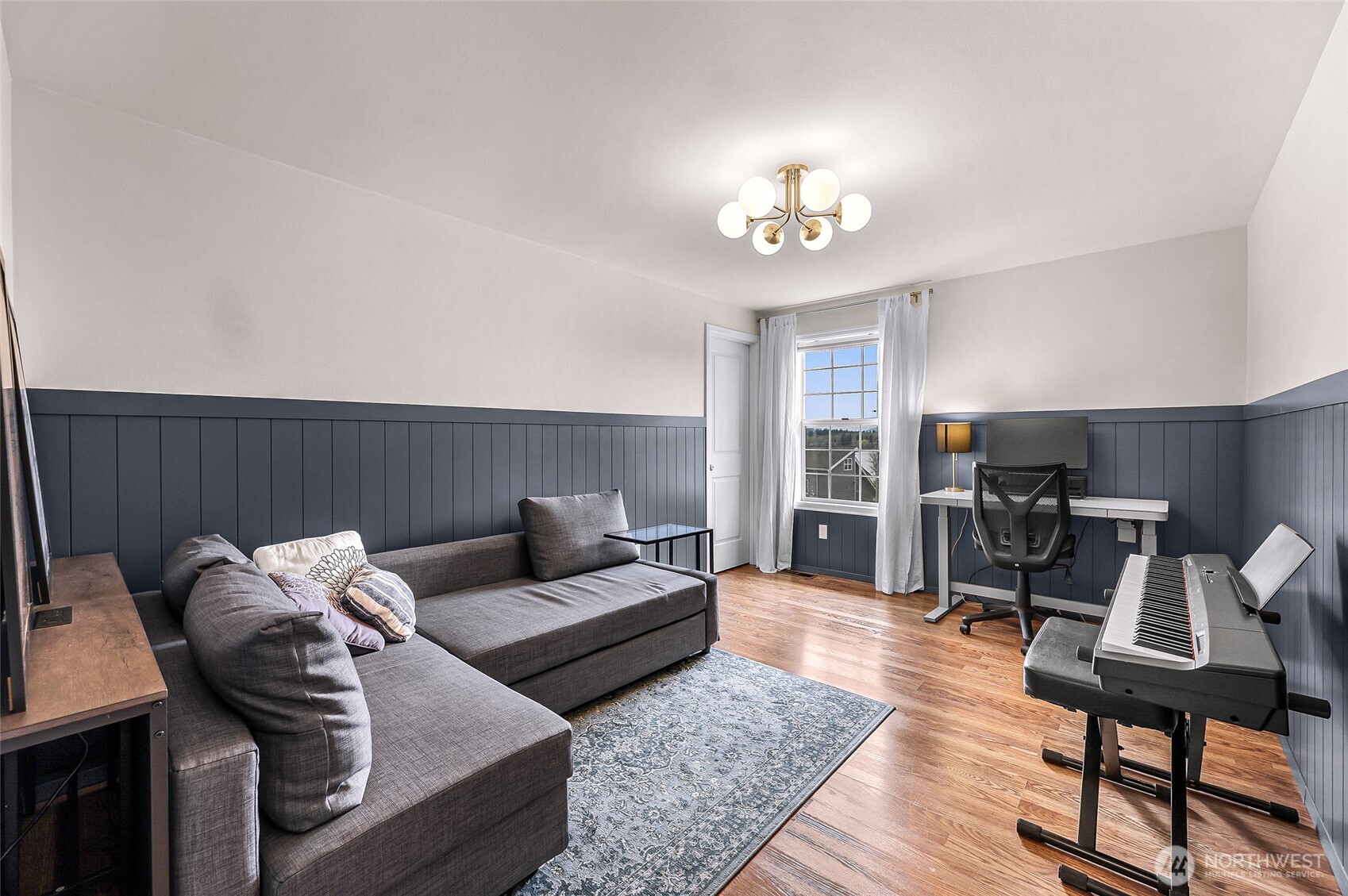 5025 Silver Beach Avenue , Bellingham, WA 98226