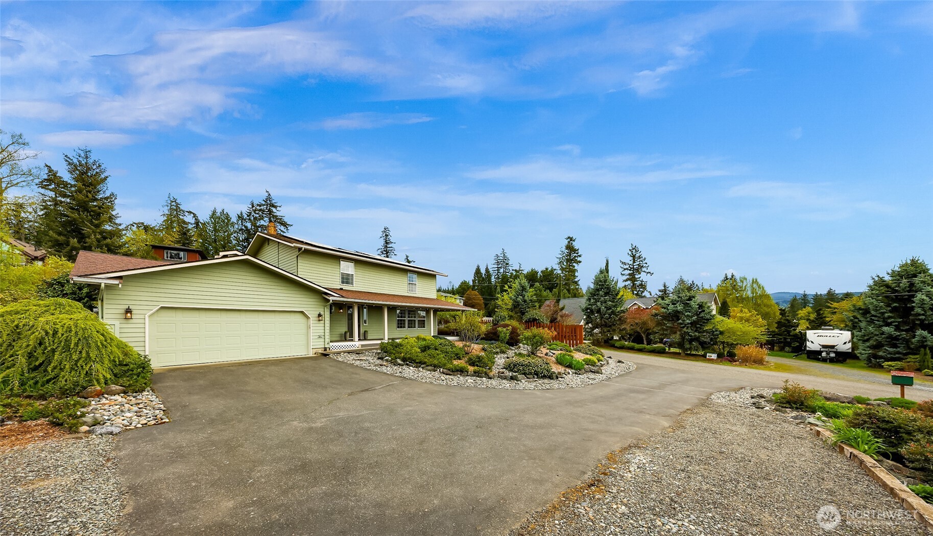 5025 Silver Beach Avenue , Bellingham, WA 98226