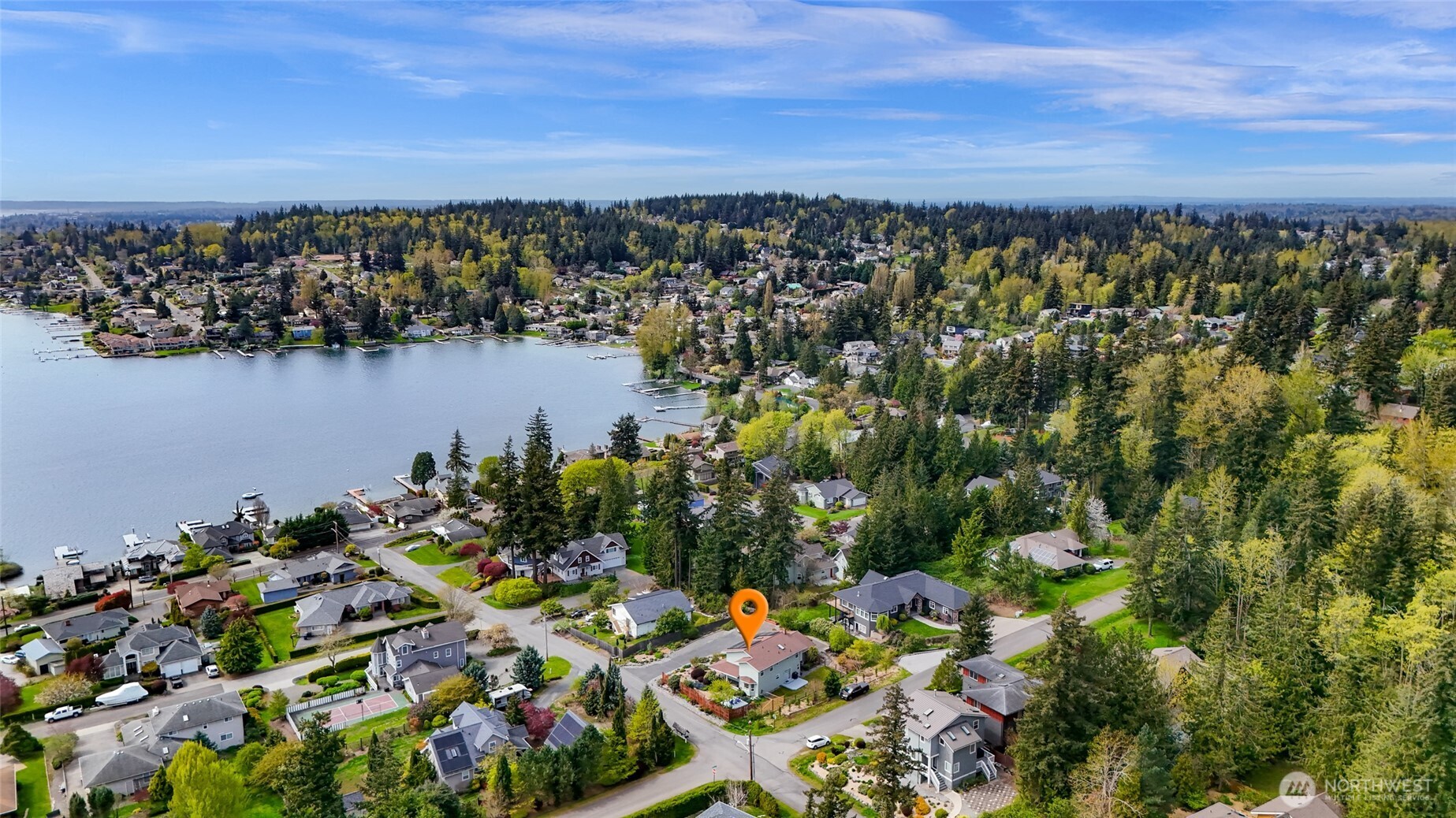 5025 Silver Beach Avenue , Bellingham, WA 98226