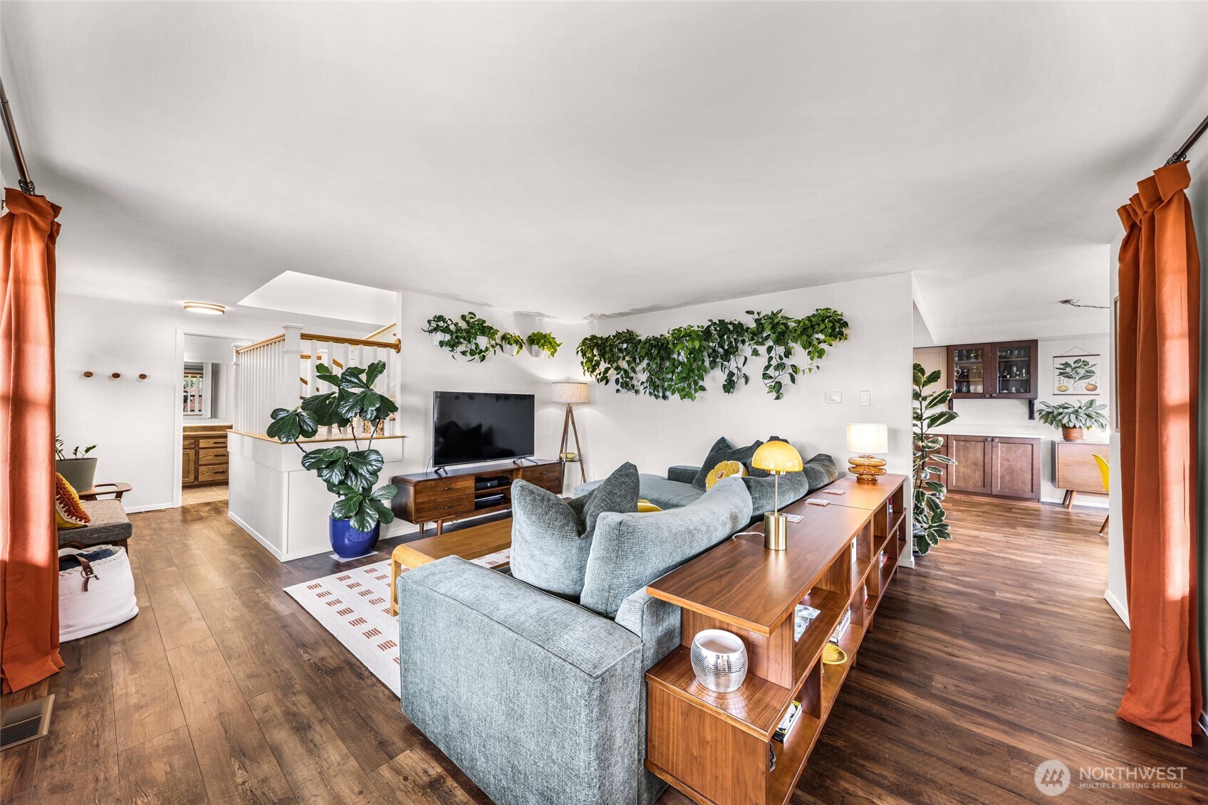 5025 Silver Beach Avenue , Bellingham, WA 98226