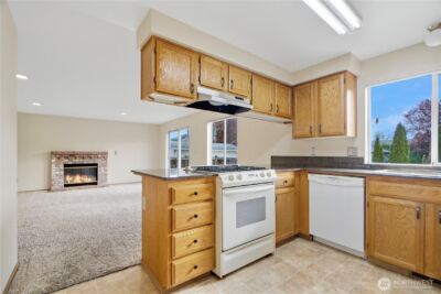 12402 107th Place NE, Kirkland, WA 98034 - Photo 5