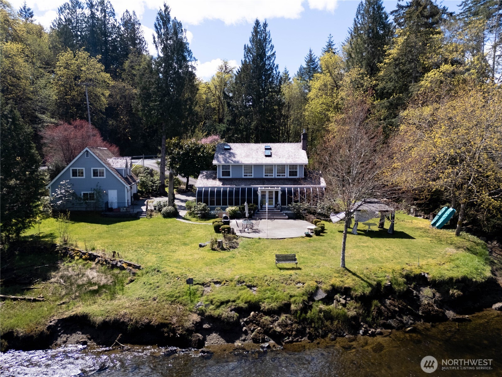 8320 E Grapeview Loop Road , Allyn, WA 98524