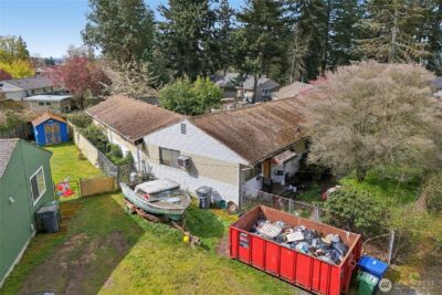 2008 Harrington Circle NE, Renton, WA 98056 - Photo 12