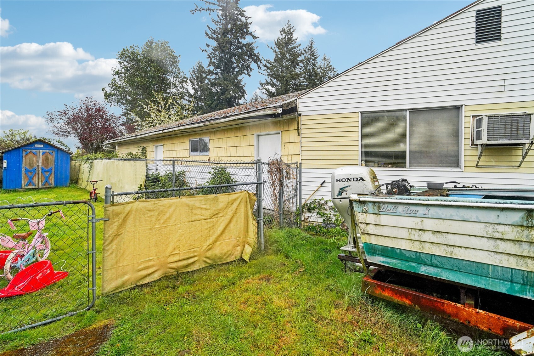 2008 Harrington Circle NE, Renton, WA 98056