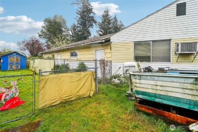 2008 Harrington Circle NE, Renton, WA 98056 - Photo 19