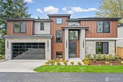 16036 SE 44TH Court , Bellevue, WA 98006