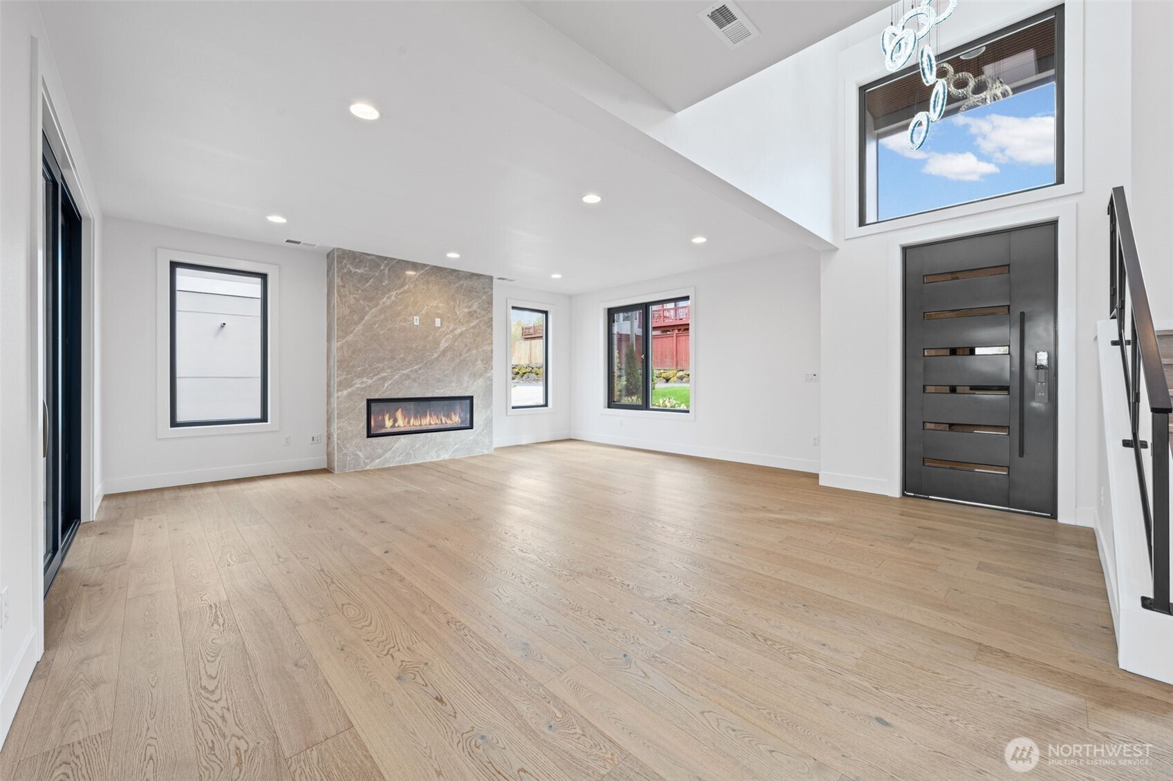 16036 SE 44TH Court , Bellevue, WA 98006