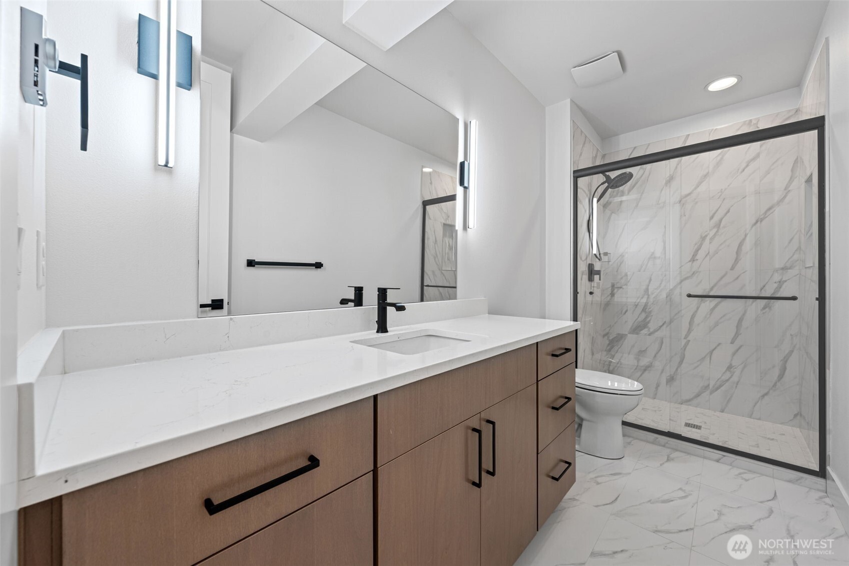 16036 SE 44TH Court , Bellevue, WA 98006