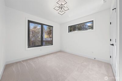 16036 SE 44TH Court , Bellevue, WA 98006 - Photo 17