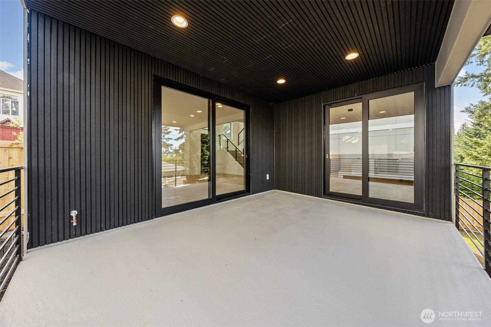 16036 SE 44TH Court , Bellevue, WA 98006