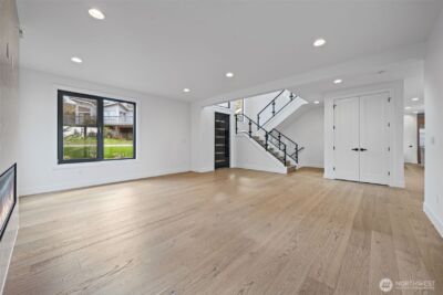 16036 SE 44TH Court , Bellevue, WA 98006 - Photo 3