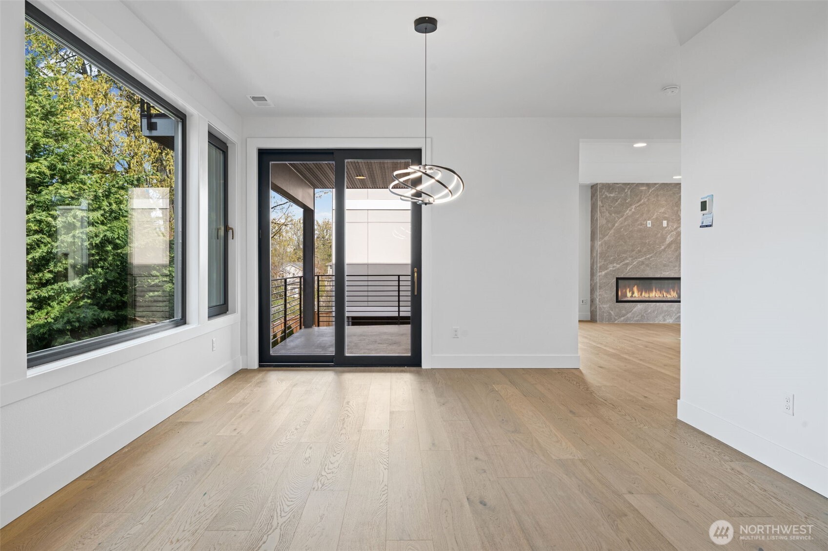 16036 SE 44TH Court , Bellevue, WA 98006
