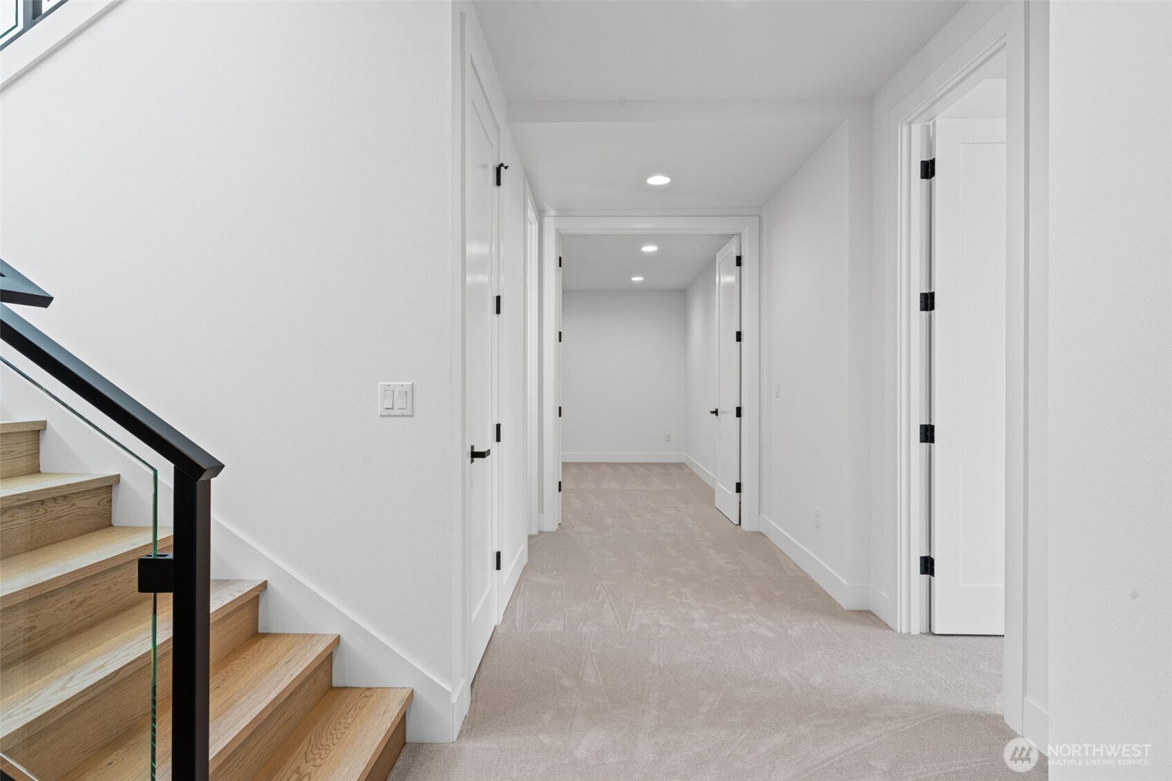 16036 SE 44TH Court , Bellevue, WA 98006