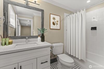 400 NE 50th Street , Seattle, WA 98105 - Photo 31