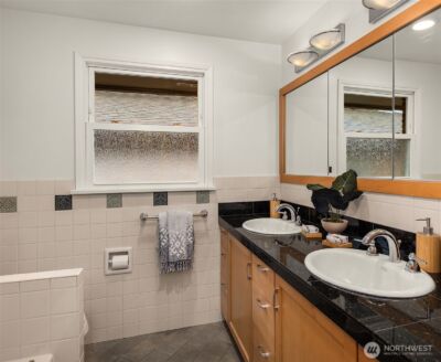 6857 44th Avenue NE, Seattle, WA 98115 - Photo 20