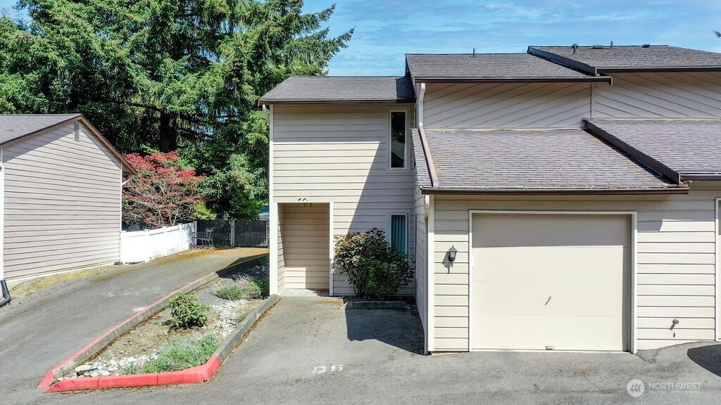 1555 Union Avenue NE #22, Renton, WA 98059