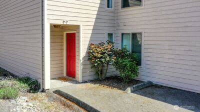 1555 Union Avenue NE #22, Renton, WA 98059 - Photo 30