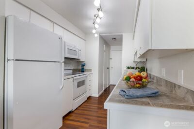 1555 Union Avenue NE #22, Renton, WA 98059 - Photo 8