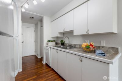 1555 Union Avenue NE #22, Renton, WA 98059 - Photo 10