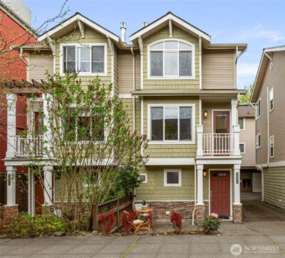 6522 5th Avenue NE, Seattle, WA 98115 - Photo 1