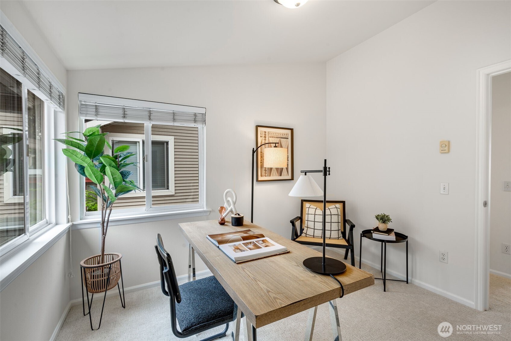 6522 5th Avenue NE, Seattle, WA 98115