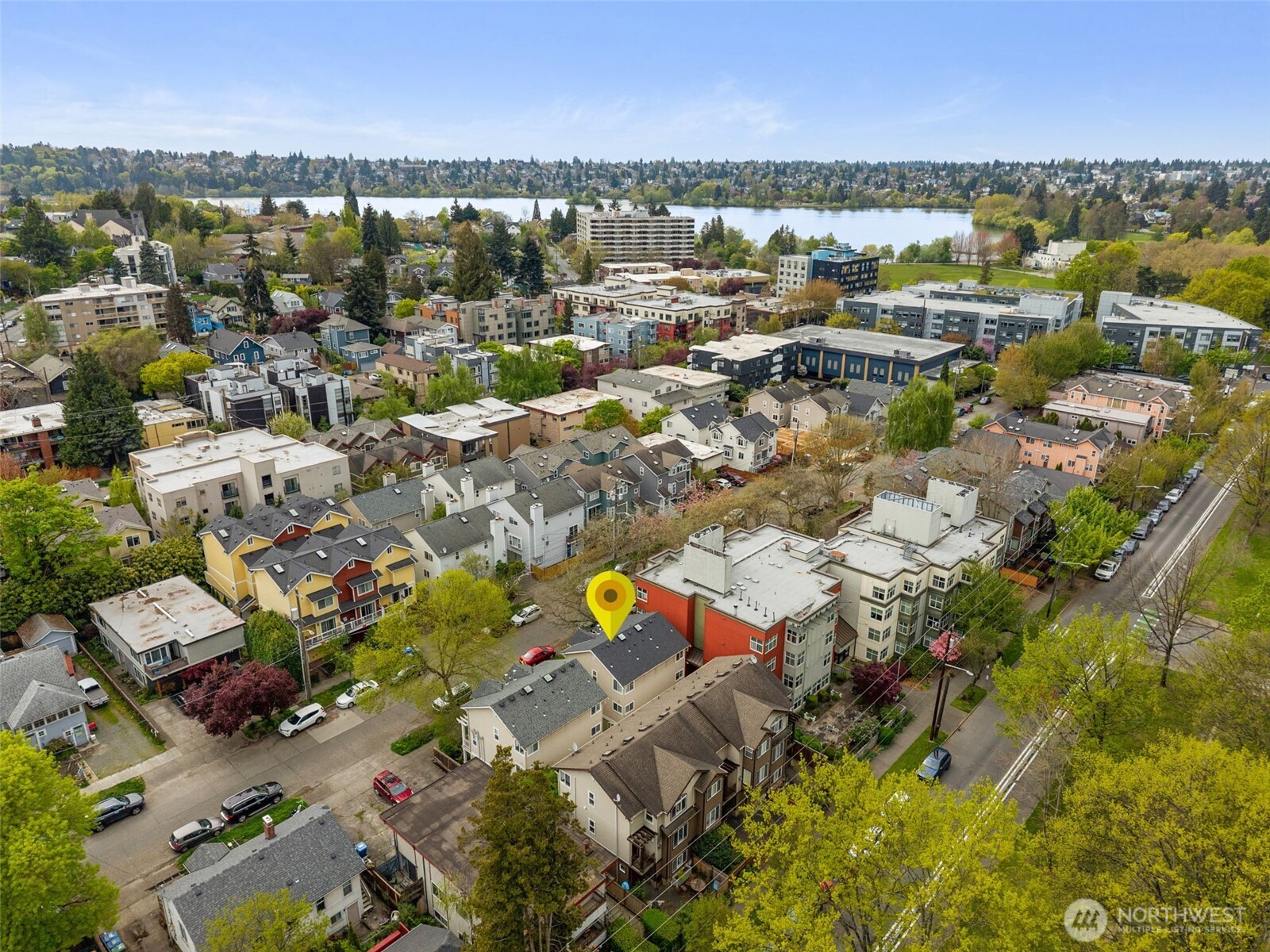 6522 5th Avenue NE, Seattle, WA 98115