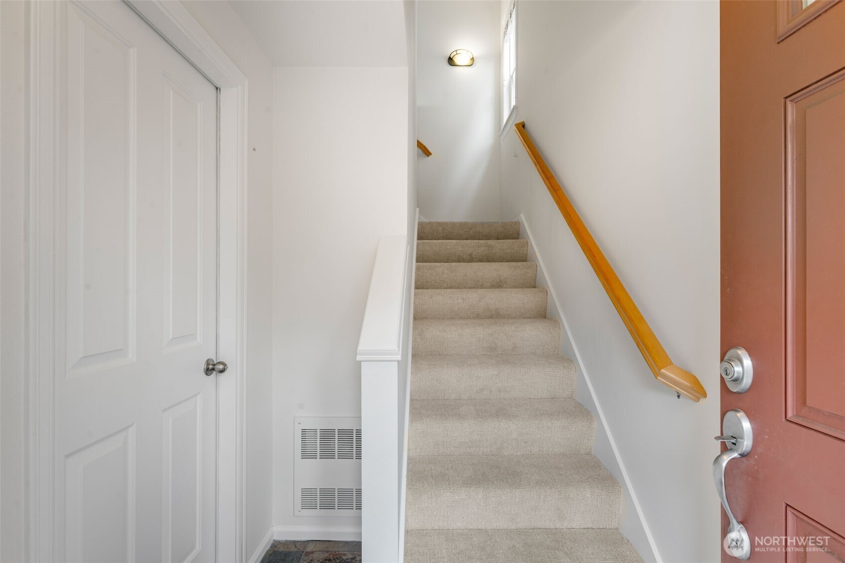 6522 5th Avenue NE, Seattle, WA 98115