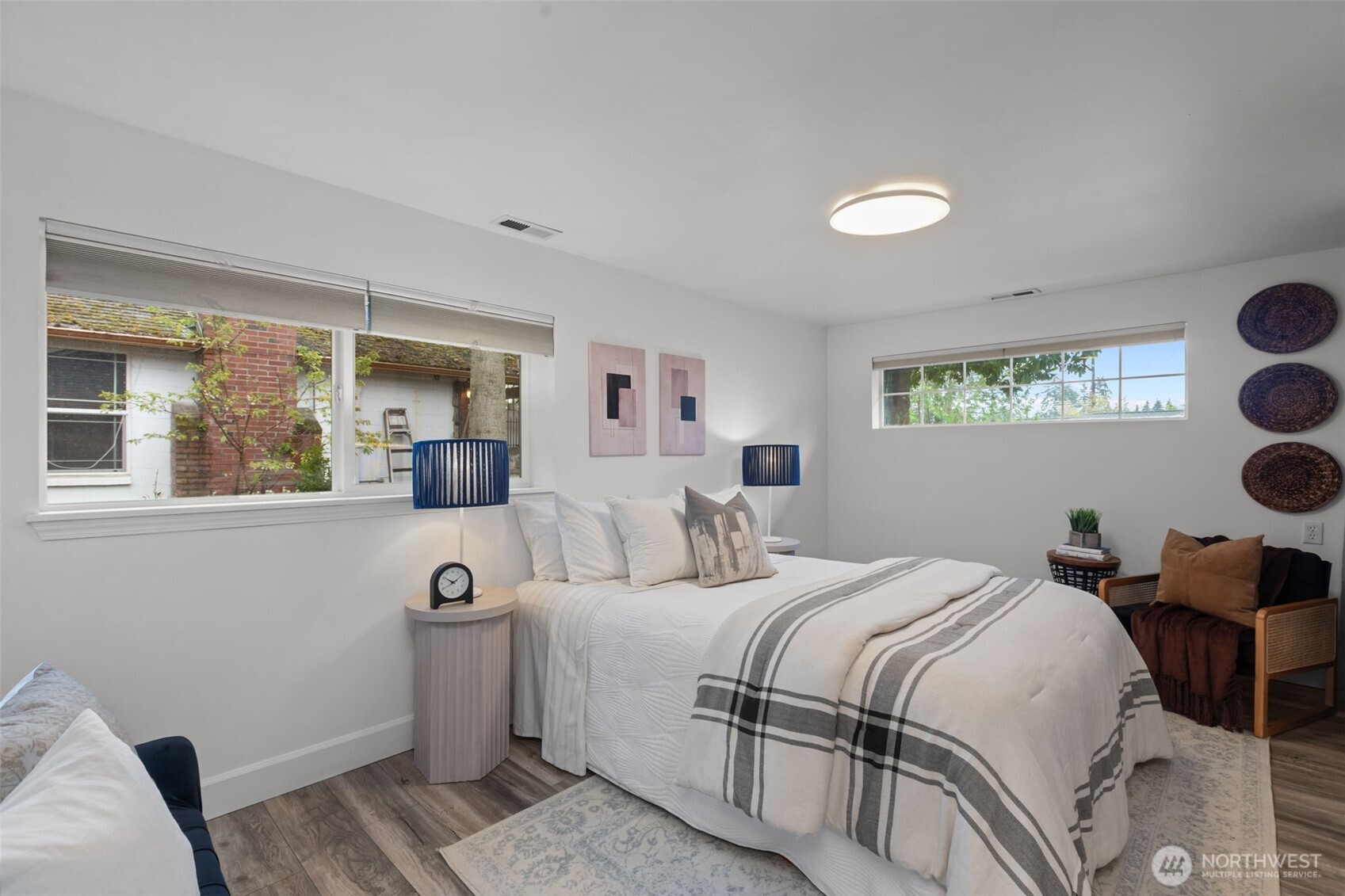 16142 Midvale Avenue N, Shoreline, WA 98133