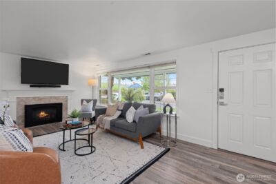 16142 Midvale Avenue N, Shoreline, WA 98133 - Photo 5