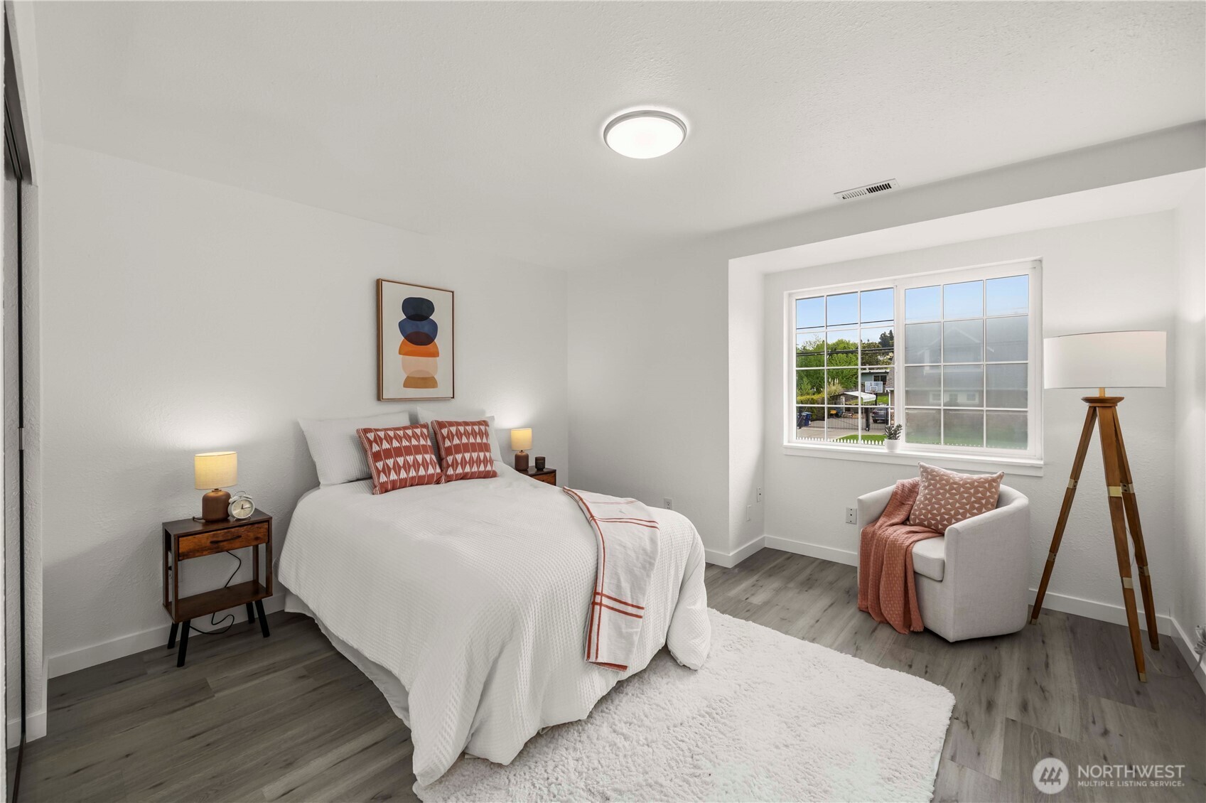 5006 Hyada Boulevard NE, Tacoma, WA 98422